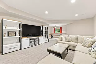 6865 Sapphire Ln, Chanhassen, MN 55317 - Photo 44