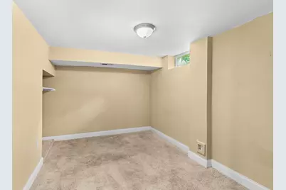 1081 Hubbard Avenue, Saint Paul, MN 55104 - Photo 24