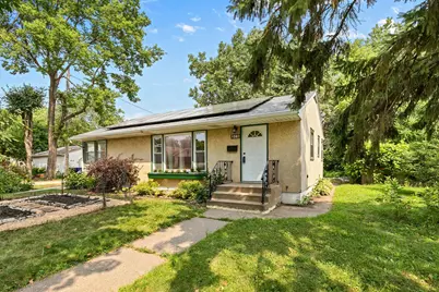 1081 Hubbard Avenue, Saint Paul, MN 55104 - Photo 1