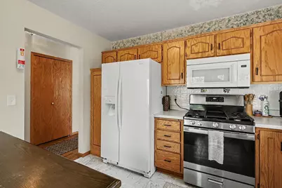 1207 Dakota Street S, Shakopee, MN 55379 - Photo 10