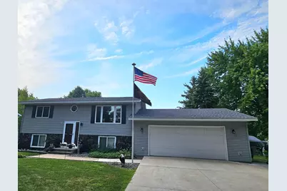 2213 20th Avenue SW, Willmar, MN 56201 - Photo 2