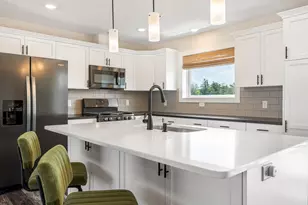 2102 14th Ave NE, Austin, MN 55912 - Photo 28