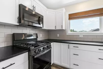 2102 14th Avenue NE, Austin, MN 55912 - Photo 38