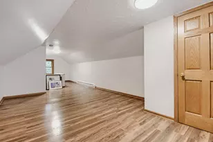 2002 Bush Ave E, Saint Paul, MN 55119 - Photo 10