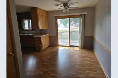 306 E Crawford Street, Luverne, MN 56156 - Photo 8