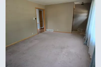 306 E Crawford Street, Luverne, MN 56156 - Photo 6