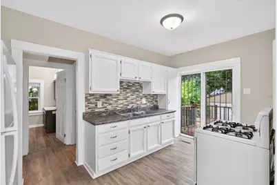 2425 11th Avenue S, Minneapolis, MN 55404 - Photo 2