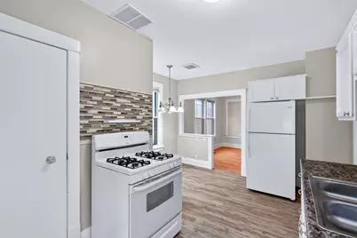 2425 11th Avenue S, Minneapolis, MN 55404 - Photo 4