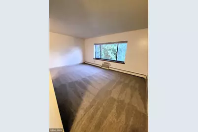122 Spring Street #305, River Falls, WI 54022 - Photo 2