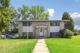 8843 18th Ave S, Bloomington, MN 55425 - Photo 2