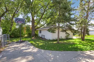 8843 18th Ave S, Bloomington, MN 55425 - Photo 6