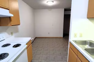 560 Spring St, Somerset, WI 54025 - Photo 8