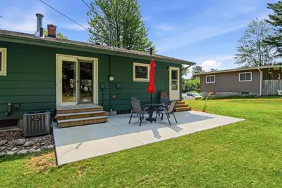 911 16th Street SE, Menomonie, WI 54751 - Photo 34