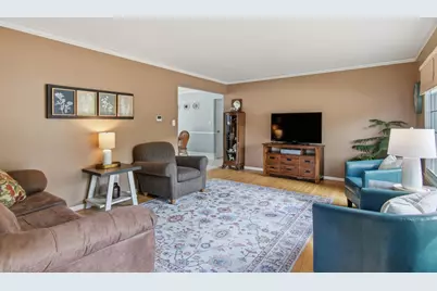 911 16th Street SE, Menomonie, WI 54751 - Photo 8