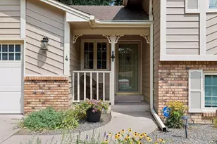 4 Pleasant View Ln, Circle Pines, MN 55014 - Photo 2