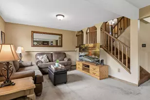 4 Pleasant View Ln, Circle Pines, MN 55014 - Photo 16