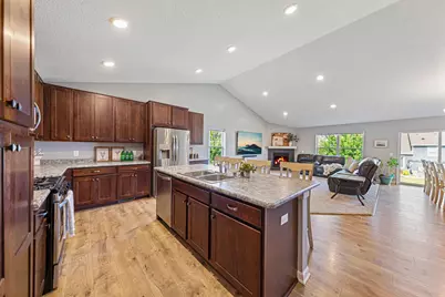 1520 Willow Circle, Shakopee, MN 55379 - Photo 6