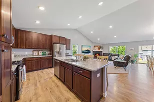 1520 Willow Cir, Shakopee, MN 55379 - Photo 6