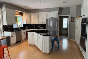 5536 Bristol Ln, Minnetonka, MN 55343 - Photo 4