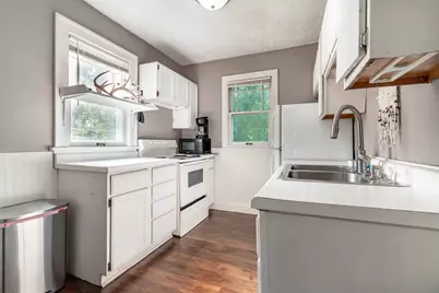 211 W Channing Avenue, Fergus Falls, MN 56537 - Photo 18