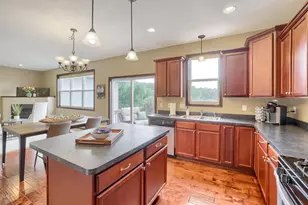 1232 Vernon Dr, Carver, MN 55315 - Photo 10