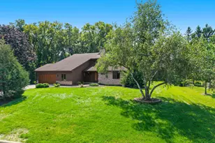 1128 Orchard Cir, Mendota Heights, MN 55118 - Photo 38
