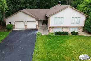 7390 130th St W, Apple Valley, MN 55124 - Photo 6