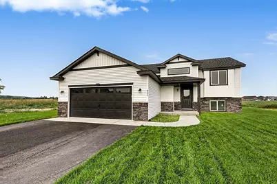 801 Prateria, Avon, MN 56310 - Photo 2