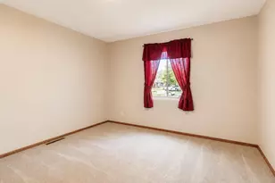 1413 Hemlock Ave, Owatonna, MN 55060 - Photo 16