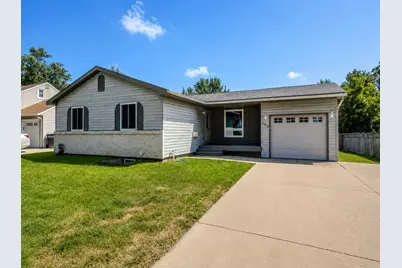 1413 Hemlock Avenue, Owatonna, MN 55060 - Photo 1