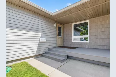 1413 Hemlock Avenue, Owatonna, MN 55060 - Photo 2