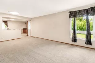 1413 Hemlock Ave, Owatonna, MN 55060 - Photo 4