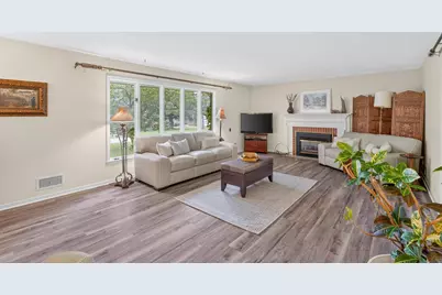4730 Fairhills Road E, Minnetonka, MN 55345 - Photo 8