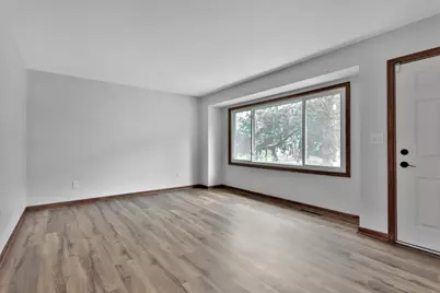1017 Livingston Avenue, West Saint Paul, MN 55118 - Photo 14