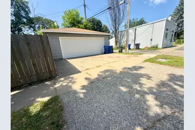 243 Winifred Street E, Saint Paul, MN 55107 - Photo 36