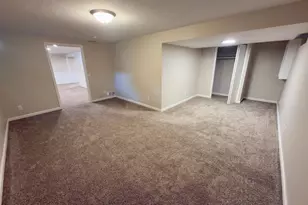 243 Winifred St E, Saint Paul, MN 55107 - Photo 24