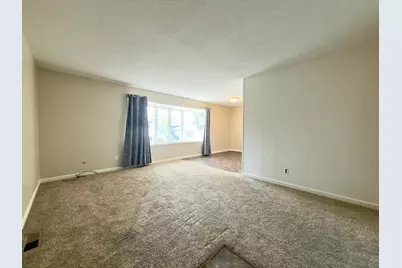 243 Winifred Street E, Saint Paul, MN 55107 - Photo 4