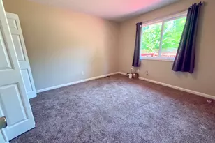 243 Winifred St E, Saint Paul, MN 55107 - Photo 14