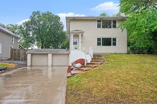 1680 Burns Ave, Saint Paul, MN 55106 - Photo 22