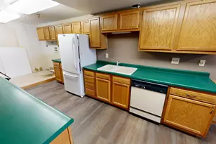 545 Pacific Ave SW, Willmar, MN 56201 - Photo 2