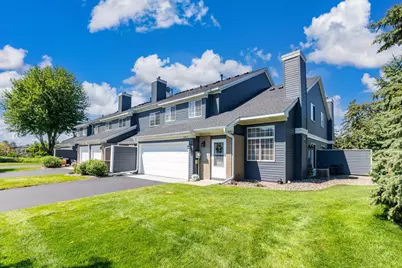1870 Donegal Drive #4, Woodbury, MN 55125 - Photo 2