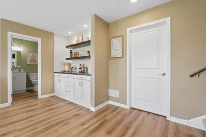 1515 Raymond Drive, Waconia, MN 55387 - Photo 4