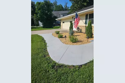 126 Elm Drive, Warroad, MN 56763 - Photo 4