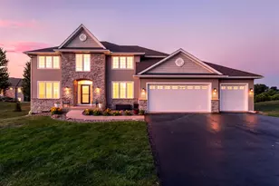 24678 Churchview Cir, New Prague, MN 56071 - Photo 2