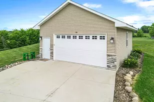 24678 Churchview Cir, New Prague, MN 56071 - Photo 6