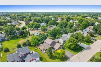 3717 90th Crescent N, Brooklyn Park, MN 55443 - Photo 2