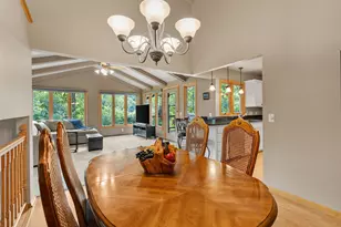 2821 Saddlebrooke Cir, Minnetonka, MN 55305 - Photo 22