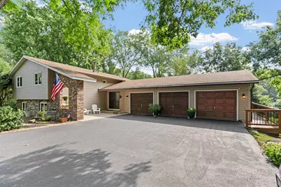 2821 Saddlebrooke Circle, Minnetonka, MN 55305 - Photo 1