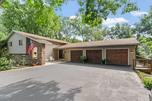 2821 Saddlebrooke Cir, Minnetonka, MN 55305 - Photo 1