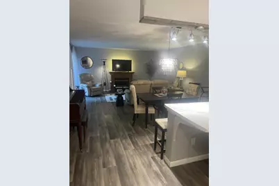 100 Cedar Street #211, Mankato, MN 56001 - Photo 6